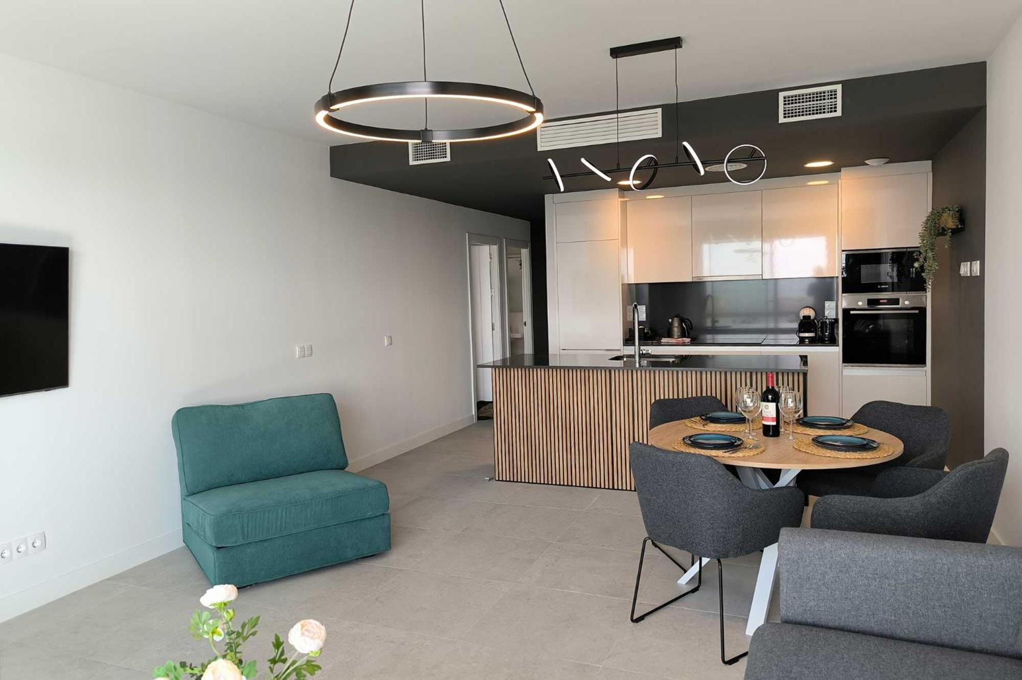 Mesas 1b Apartamento Estepona
